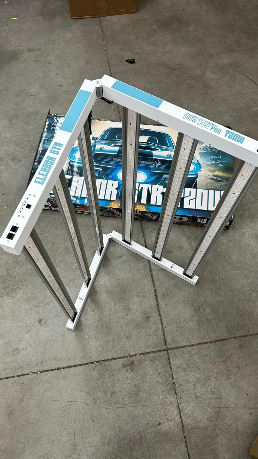Super Angebot LED Grow Panel 720watt mit Samsung 301H 109cm x 107cm IP65 Schutzfaktor. 3,10Umol 0-100% Dimmbar